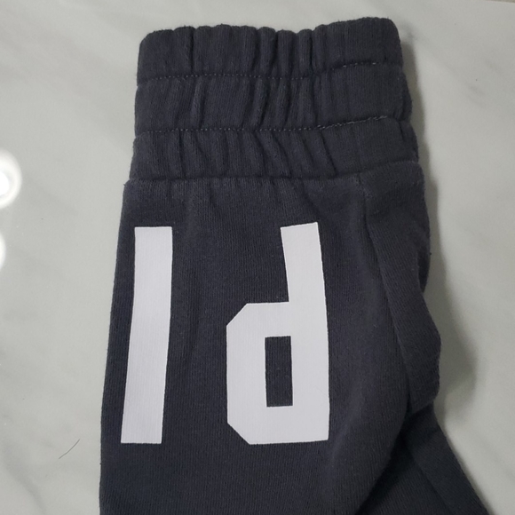 In Good Condition PINK Sweat Shirt (FINAL SALE PRICE) - Picture 2 of 9